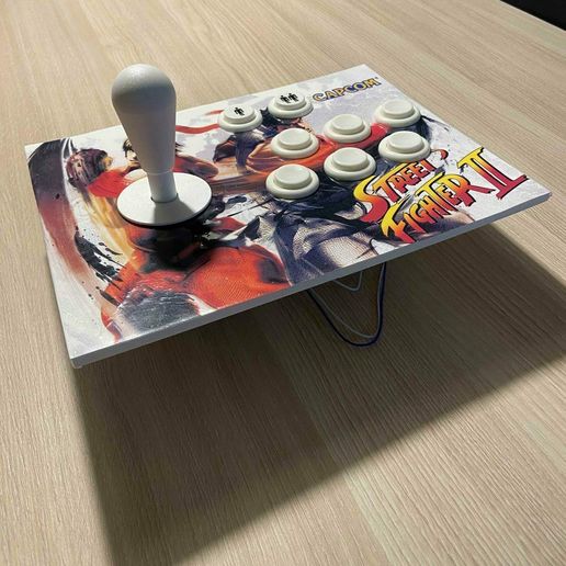 b11a9b00-a6af-4b46-affe-b74cf37d95db.jpg Arcade Stick Professional