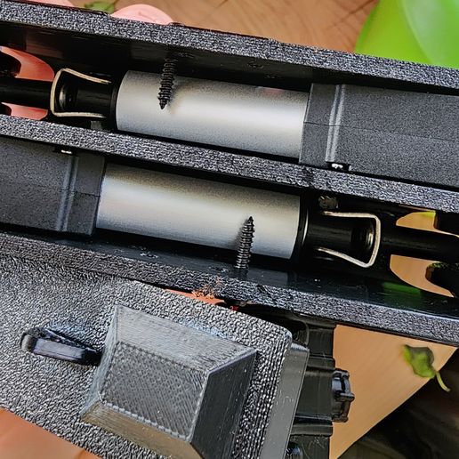 1000015106.jpg D6 + D8 Dozer Rear Grapple. Forestry machine/equipment (for burnie222 and mbudz10 Rc's)