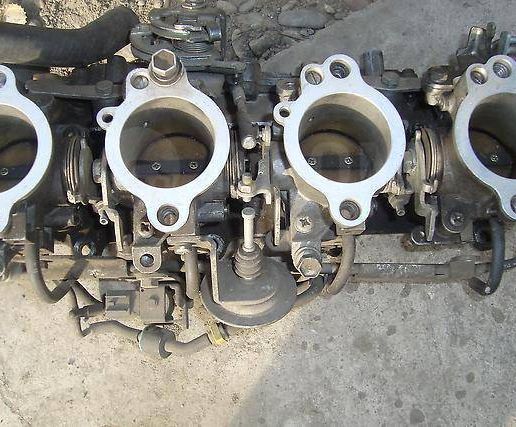 Silver Top Toyota Levin throttle body Throttle bosses (4AGE) 3D model