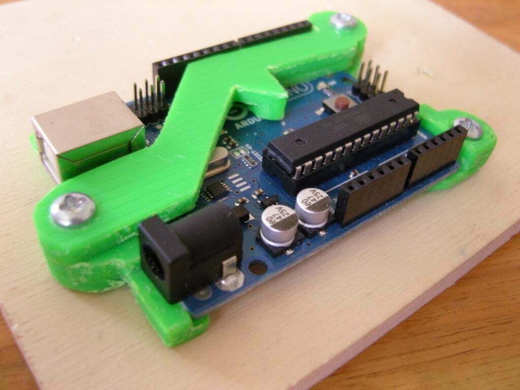 Download free SCAD file Yet Another Arduino Bracket • 3D printable template ・ Cults