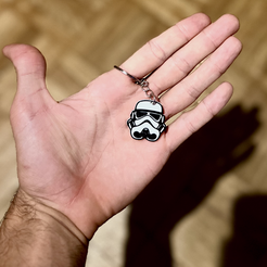 IMG_1774.png 3D file Keychain stormtrooper // ehhh stormtrooper keychain too?・3D printing template to download, zqmn