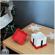 003.jpg Christmas Gift Box with locking top.
