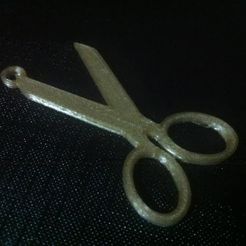 Free STL file KEYCHAIN SCISSORS 🗝️・3D printing model to download・Cults