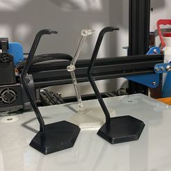 2.jpg Archivo STL Soporte para figuras de acción・Modelo para descargar y imprimir en 3D
