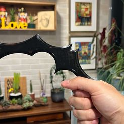 f27bdb54f072d88ec610e3aefe25701d.jpeg Batman - Batarang