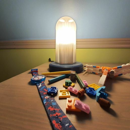 132366112_396164081464333_3410326299382651497_n.jpg children's modular lamp