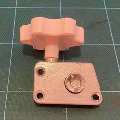 20200724_140514526_iOS.jpg Free STL file RV Window Knob・3D printing design to download