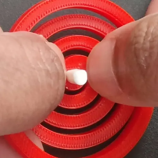 20250409_175525.webp hands3 sleeve holders for the handy