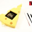 4.jpg Wall clock in the form of a slice of cheese