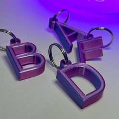 IMG_3182.jpg STL file Portachiavi con iniziali, keychain・3D print object to download