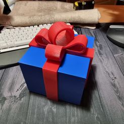 20211223_231830.jpg Parametric gift box (bow is not parametric)