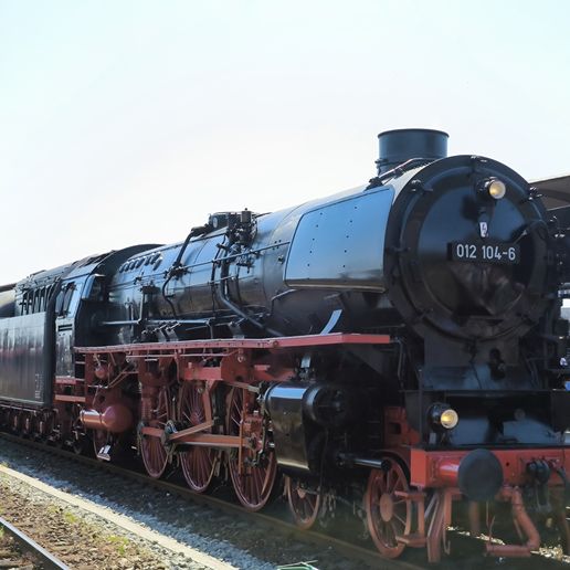 Steam Locomotive BR 01 / BR012