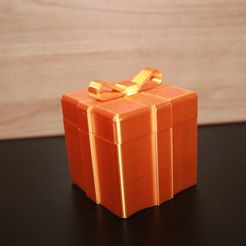 CLOSED.jpeg Free STL file CHRISTMAS GIFT・3D print design to download