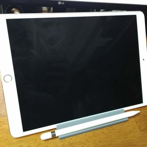 IMG_20200507_193426.jpg Tablet / iPad Ständer - modifiziert