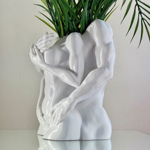 Hug Planter