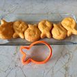 IMG_1858.jpg Fish biscuit cutter