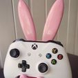 285371311_1156548855190355_4366548571113937287_n.jpg Bunny holder for Xbox and Playstation controller