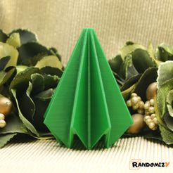 Origami-Inspired-Tree-Ornament-2.jpg Origami inspirierte Baumverzierung #2