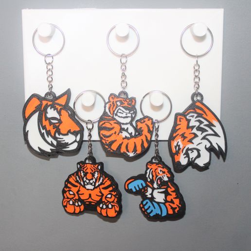 5 Angry Tiger Keychains 3D model