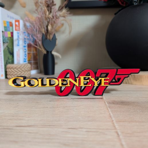 Goldeneye 007 James Bond logo