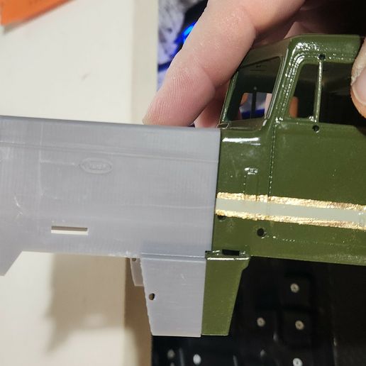 20240212_201023.jpg 1/25 Peterbilt 359 big rig Extended hood