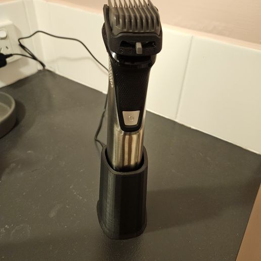 20240216_214501.jpg Philips beard trimmer MG7770 dock