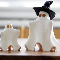 pair of ghosts (1).jpg Cute Hug Me Ghost