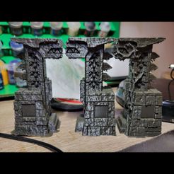 Saurian Skink Columns - Model A04