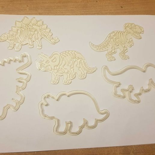 dinosaur cookie cutter 3D model