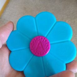 P_20170503_080119.jpg Free STL file Flower Fidget Spinner・3D printer design to download