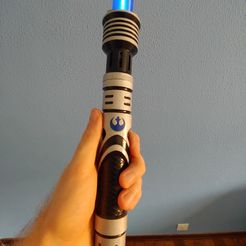 20200801_104352_Large.jpg Free STL file Collapsable Lightsaber with belt clip and blade locker・3D printer design to download