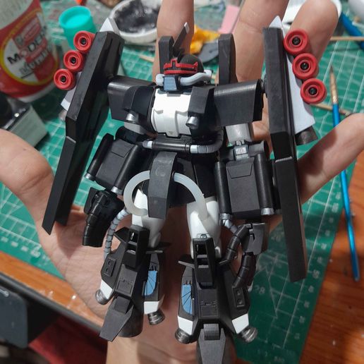 HGBF 1/144 Zaku Kraken