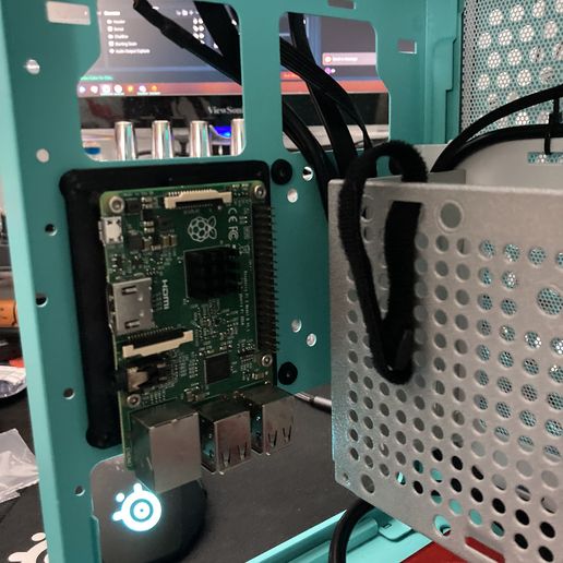 IMG_1709.jpeg Cooler Master MasterBox NR200P Suporte para Raspberry Pi