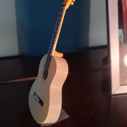 Guitarra española miniatura para usar de  adorno. 3D model