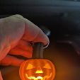 PXL_20230722_175129518.jpg Fidget Led Pumpkin Keyring