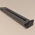 MAG-WITH-FLOOR-PLATE.jpeg PLACA DE CHÃO TÁCTICA RUGER MARK IV
