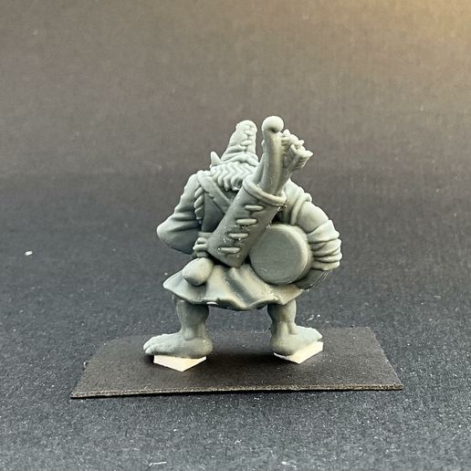 Hobgoblin_archer_Drummer_rear.jpg EVIL DWARF ARMY HOBGOBLIN ARCHER DRUMMER