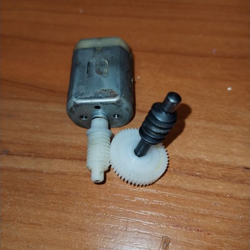 3D model of mirror folding drive gears for Subaru Forester SF5 (STL)