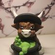 IMG_1047.jpg Witch highland Cow