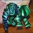 Niedlicher Flexi Print-in-Place Zirkus-Elefant