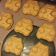 robert_grizzly04.jpg Robert Grizzly cookie cutter