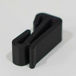 STL file Belt holder for fish stringer 🐠・3D printer design to
