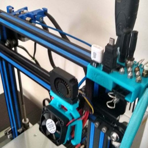 Portaherramienta Creality Ender 3 perfil 2020 tools - 3D model önizlemesi