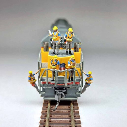 RC01.jpg HO Scale Remote Control Operator Figures