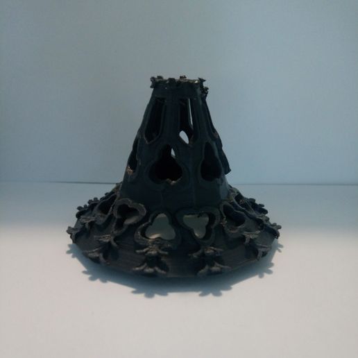 ggazebo2.jpg Photophore toy with gothic arch décor diorama pencil box