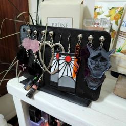 e07617c6-3781-4b01-b5a6-c2704a9b0330.jpg Free 3D file Large Earing Organizer・3D printing design to download