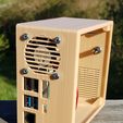 20200512_073840.jpg Retro Raspberry pi 4 DOS PC Tower case