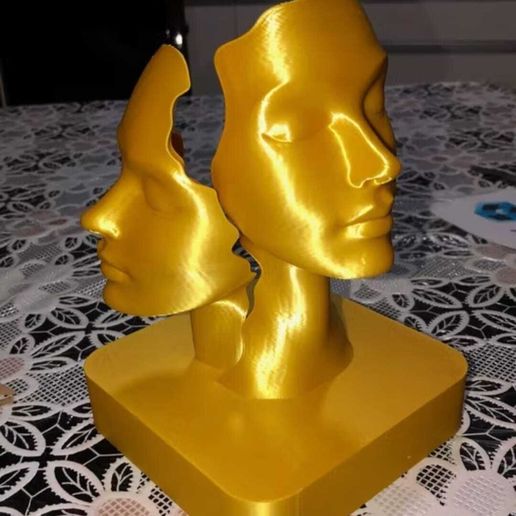 WhatsApp-Image-2025-08-14-at-20.39.03-1.jpeg 3D Sculpture: Abstract Double Face