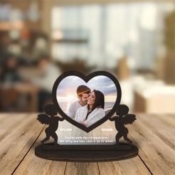 922ee305ee2f58e3a1dce3b3d99a5db1.jpg STL file valentine gift photo frame・3D printable model to download