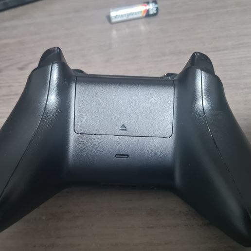 b3f37b8e-7953-4d00-ad4b-1e16a4e0a354.jpg Xbox One Controller Custom Battery case